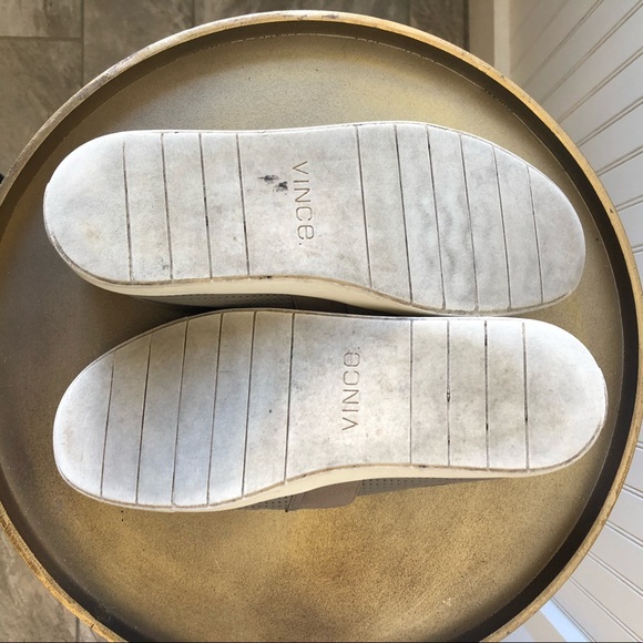 VINCE BLAIR PERFORATED LEATHER SNEAKERS. 8.5 - Picture 6 of 6